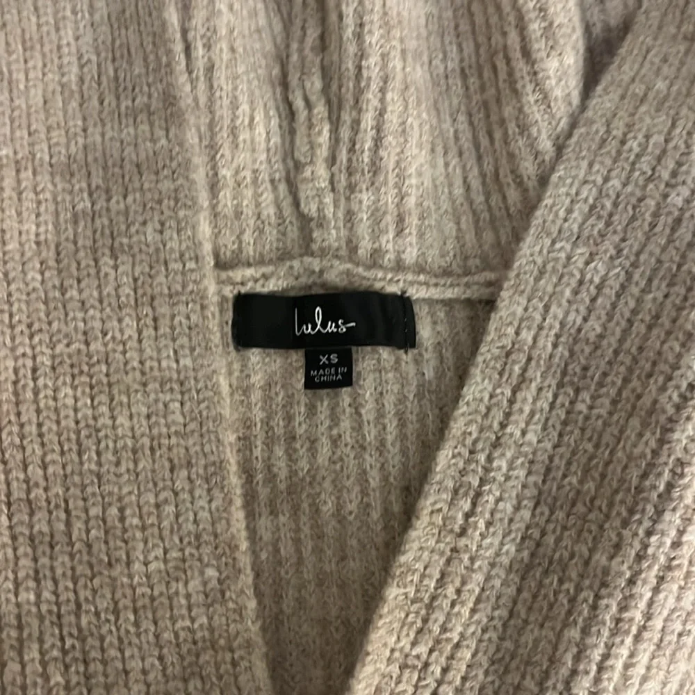 Lulu's Beige Hoodie Size XS - Picture 3 of 4